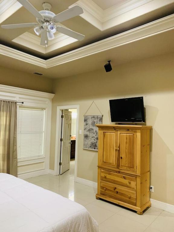 Brownsville Comfort 2 Bedroom 1 Bath , Spacious Kitchen And Outdoor Home Extérieur photo